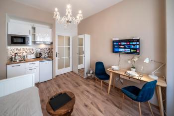 Lesser Town - Studio Apartment Petrin Tower, Prag (Foto 2)