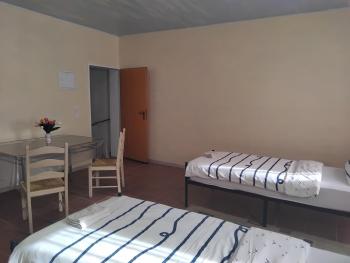Doppelbett Zimmer mit WC, Bremen (photo 5)