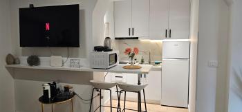 Bllok Zone -Scandi Family Nest - Tirana -Self check-in, Tirana (photo 3)