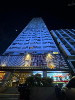 Penthouse 1 at Urban Deca EDSA by CityStudio, Manila (fotografie 2)