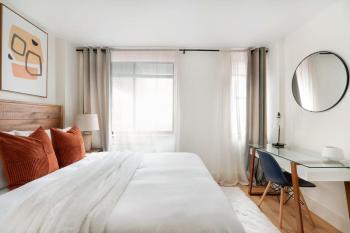 75-2A furnished 1BR W D Elev central park, New York (Foto 3)