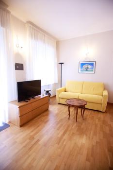 Sofia House with Private Parking, Janov (fotografie 2)