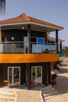 Room - Sleeps 3 - Balcony - Pool - Parking, Bakau (foto 5)