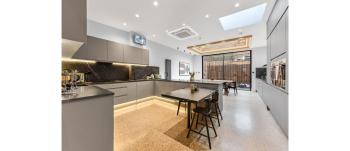 Luxury Abode: 5-Bed Haven Ideal for Big Groups!, Londyn (zdjęcie 3)