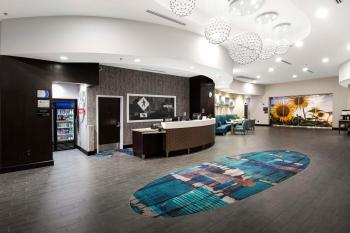 Hampton Inn & Suites - Raleigh Downtown, Raleigh (photo 2)