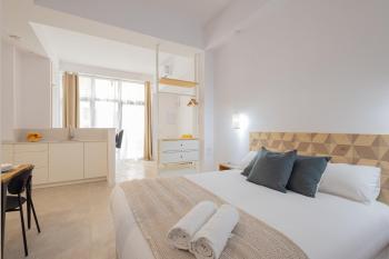 CASA FLORIT - Ceramic Homes - 4 Guest - AC WiFi - Near Sorolla Train Station, Valencie (fotografie 2)
