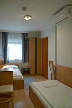 Alfréd Panzió, Budapest (photo 5)