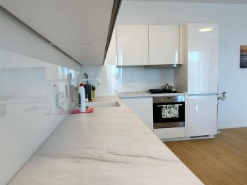 Vyhlad na mesto, 24. poschodie, free parking, Bratislava (photo 4)