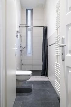 Homely Berlin - Spacious, Modern, S-Bahn Nearby , Groups & Families, Berlino (foto 3)
