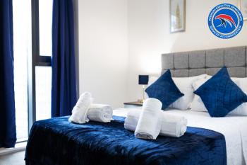 THE ROZVI EMPIRE LUXURY APARTMENTS FOR LONG STAYS - Business,Relocation & Families, Free WiFi, Birmingham (foto 4)