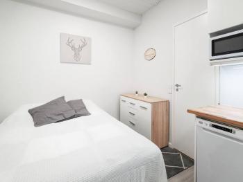 Cozy roomy studio flat next to tram stop @ Kallio, Helsinki (Foto 3)