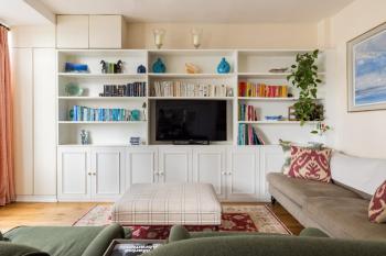 Traditional Treasure – 3 Bedroom Home by Hyde Park, London (photo 2)