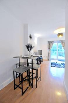 Charsley Lodge, London (photo 4)
