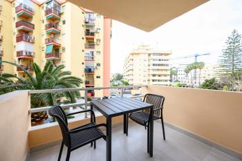 Veramar - Terrace, pool & parking by 10ToSea, Fuengirola (Foto 2)