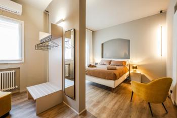 Urban Cottage [Free Parking - Private Garden], Bolonia (foto 5)