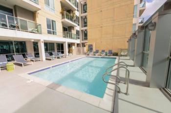 The Turquoise Lounge - Chic 2BR Beach view Pool, Sauna, Los Angeles (foto 5)