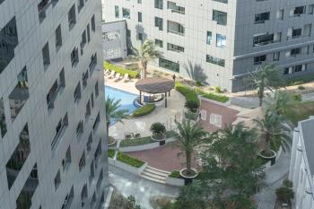 Stylish Stayz beautiful modern apartment with Burj Khalifa views, Dubai (photo 4)