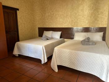 Casa Los Héroes, Antigua Guatemala (photo 4)