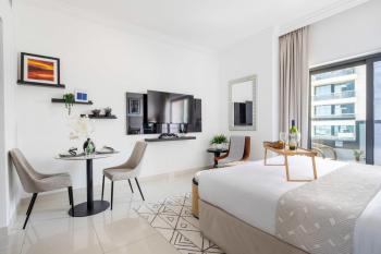 Frank Porter - Capital Bay Tower B, Dubai (photo 2)