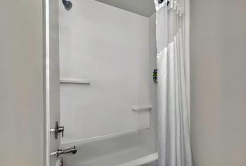 Holiday Inn Express & Suites Kansas City Airport by IHG, Kansas City (foto 3)