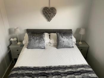 Chalet 12a, Seaton (photo 5)