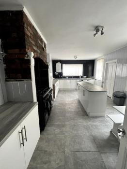 No. 206 - Spacious 5 Bed, Liverpool (foto 2)