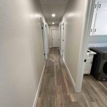 Home in the City: 4BR Fresno Retreat w POOL, Fresno (fotografie 5)