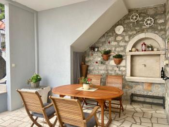 Apartment Simon - Old Stone Charm, Central Bol Life, Bol (foto 4)