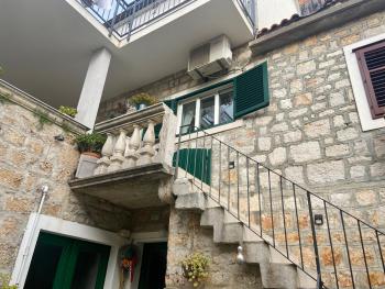 Apartment Simon - Old Stone Charm, Central Bol Life, Bol (foto 2)