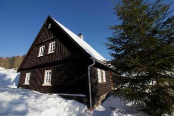 Ferienwohnung in Klingenthal mit Terrasse, Grill und Garten, Клингенталь (фото 4)