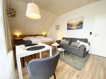 Ferien im Wangerland - Haus Wiesenweg - Apartment 1 1OG, Horumersiel (photo 3)