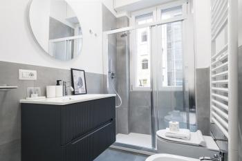 Easylife - Bilocale con terrazzo in Risorgimento, Mediolan (zdjęcie 5)