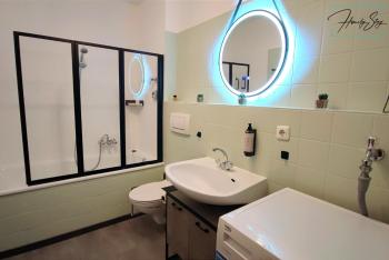 HOMELY STAY Serenity Greens - Stylisch Studio-Apartment with kitchen - 15 min from Oktoberfest -pet friendly, Múnich (foto 4)