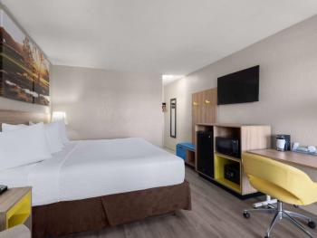 Days Inn by Wyndham Las Vegas Airport Near the Strip, Las Vegas (photo 2)
