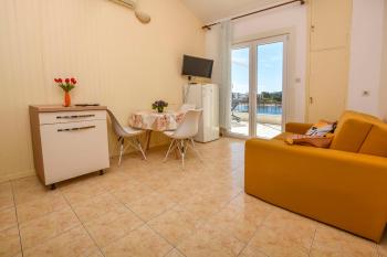 Apartments Zivana, Rogoznica (photo 5)