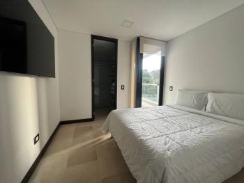 402 - Beautiful Apartament In Heart Of El Poblado, Medellín (fotografie 3)
