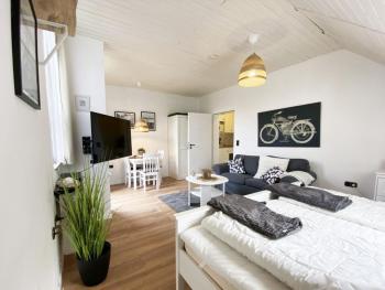 Ferien im Wangerland - Haus Wiesenweg - Apartment 2 1OG, Horumersiel (photo 3)