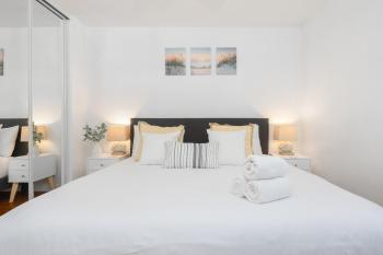 2 Bedroom - Ocean View Hot Tub Parking - 8 Guest, San Diego (foto 4)