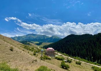 Горный дом ЛЕС и ГОРЫ Dinarsky, Karakol (fotografie 3)