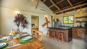 Cabañas Caeli, El Toucan, Peaceful Rainforest Retreat with Stunning Views, Fortuna (photo 3)
