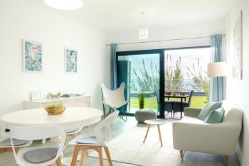 GuestReady - Cliff residence with sea views, Gaula (foto 2)