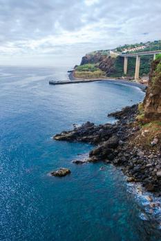 GuestReady - Cliff residence with sea views, Gaula (foto 5)