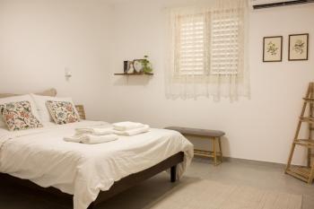 לגעת בלב, Jabneel (Foto 4)