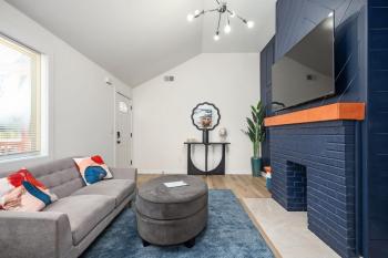 Relax in a Modern Luxury 1BD in Sylvan Hills, Atlanta (foto 4)