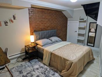 Private Room at a shared Apartment at the Heart of East Village, New York (photo 3)