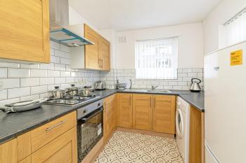 Scott House - Contractor Friendly - Sleeps 7, Liverpool (photo 5)