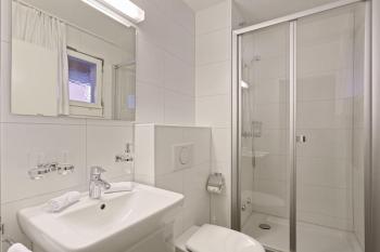 Fantastic 2 bedroom flat close to the lake (Mainau 4), Zürich (photo 2)