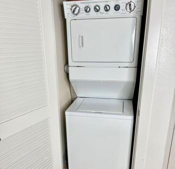1 bedroom. 2 beds. 1 bath with Balcony, Los Angeles (fotografie 2)
