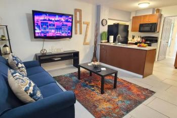 13 Pl Right - Renovated-APT-Downtown-Phoenix-Beautiful Patio, Phoenix (Foto 2)