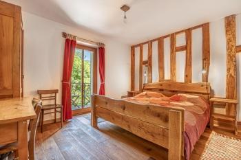 House By The Stream - Happy Rentals, Avče (фото 5)